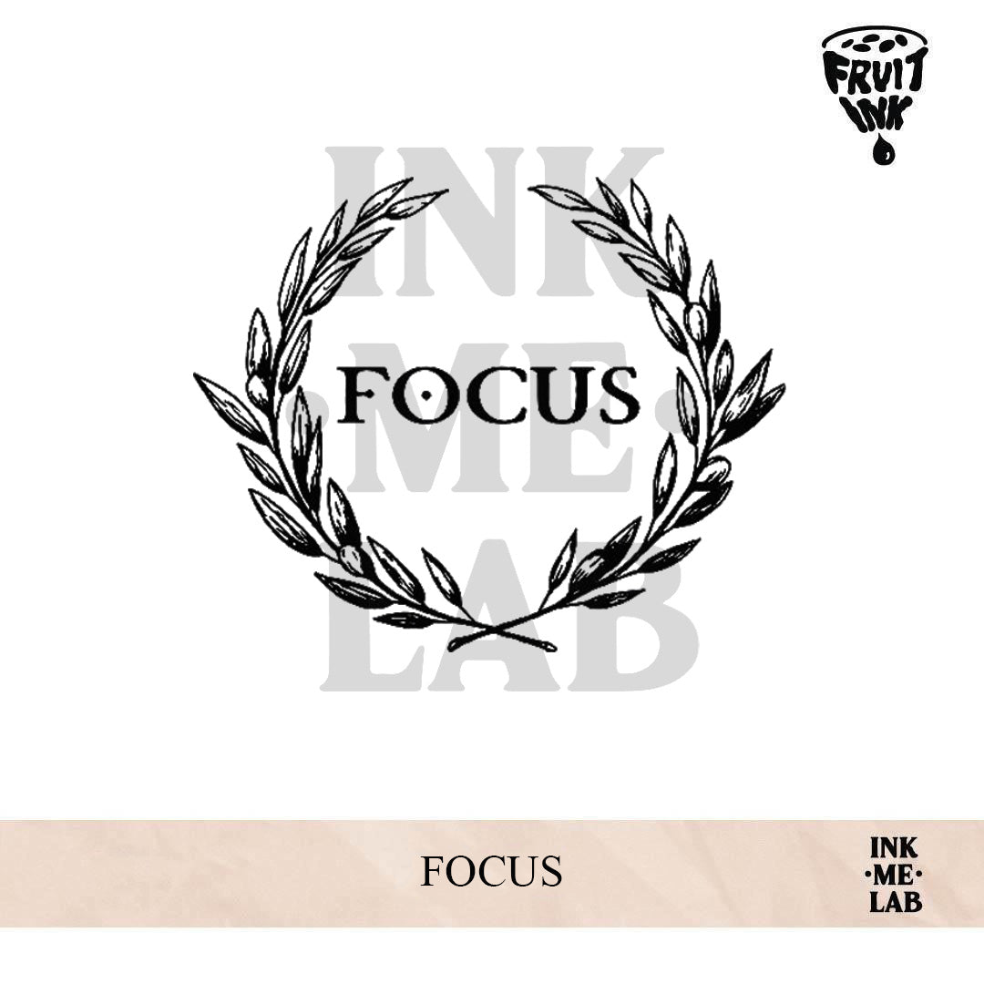FOCUS | 8 x 8 cm