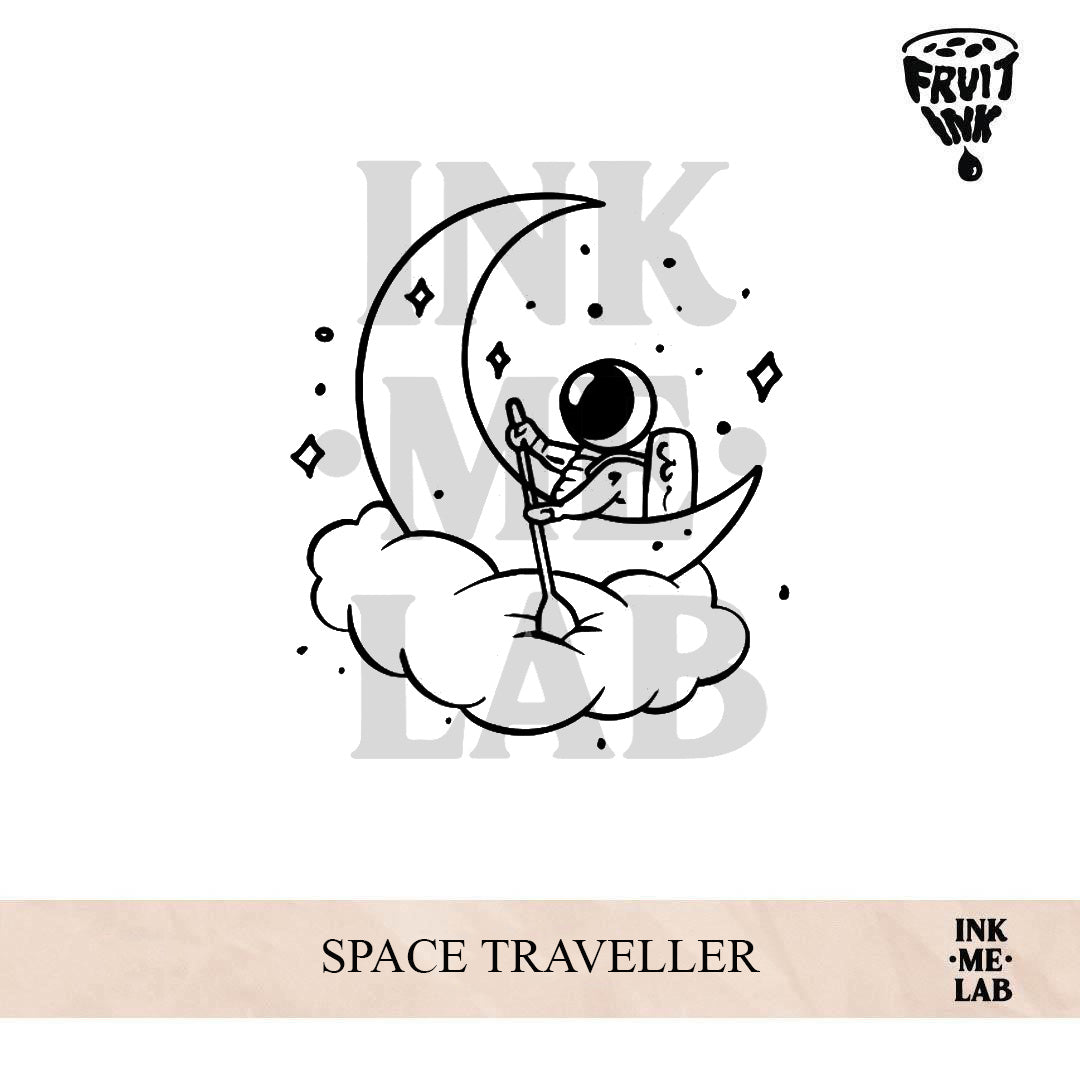 SPACE TRAVELLER | 8 x 8 cm